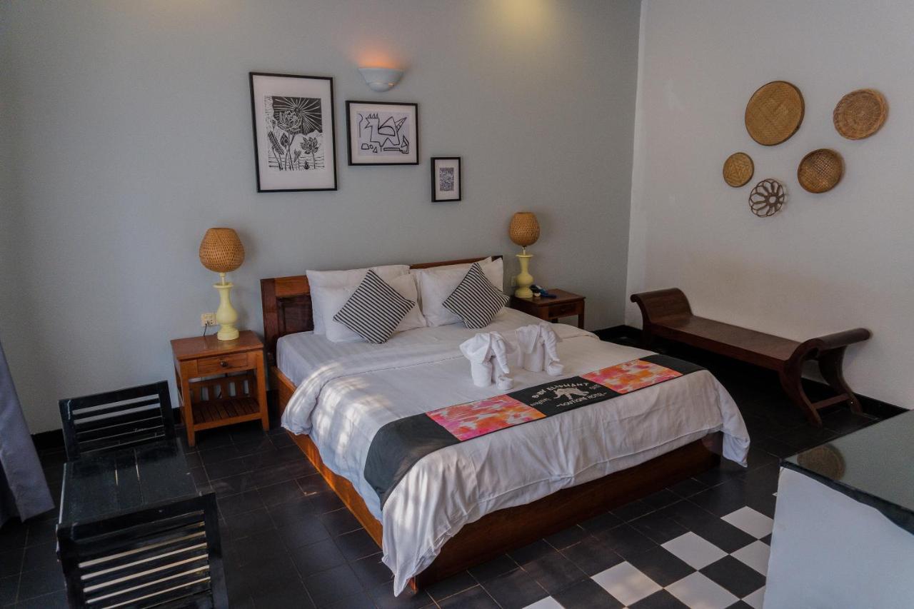 Baby Elephant Boutique Hotel Siem Reap Esterno foto